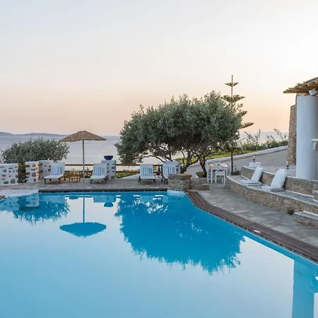 Апартаменты Anerousses Mykonian Traditional