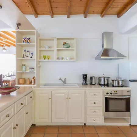 Anerousses Mykonian Traditional Apartman Hulákia